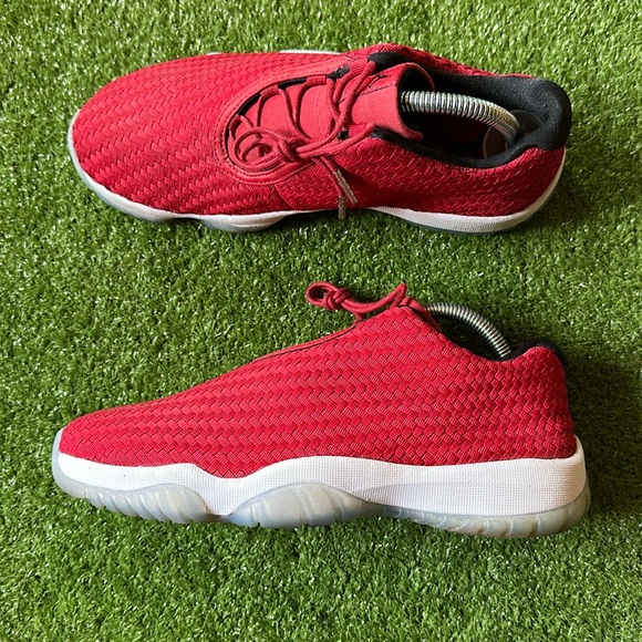 Air Jordan Future Low Varsity Red Size 8 - Worn No Box